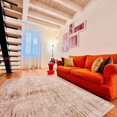 Riverside Loft Navigli - Spacious Two-Bedroom Apartment 米兰 外观 照片