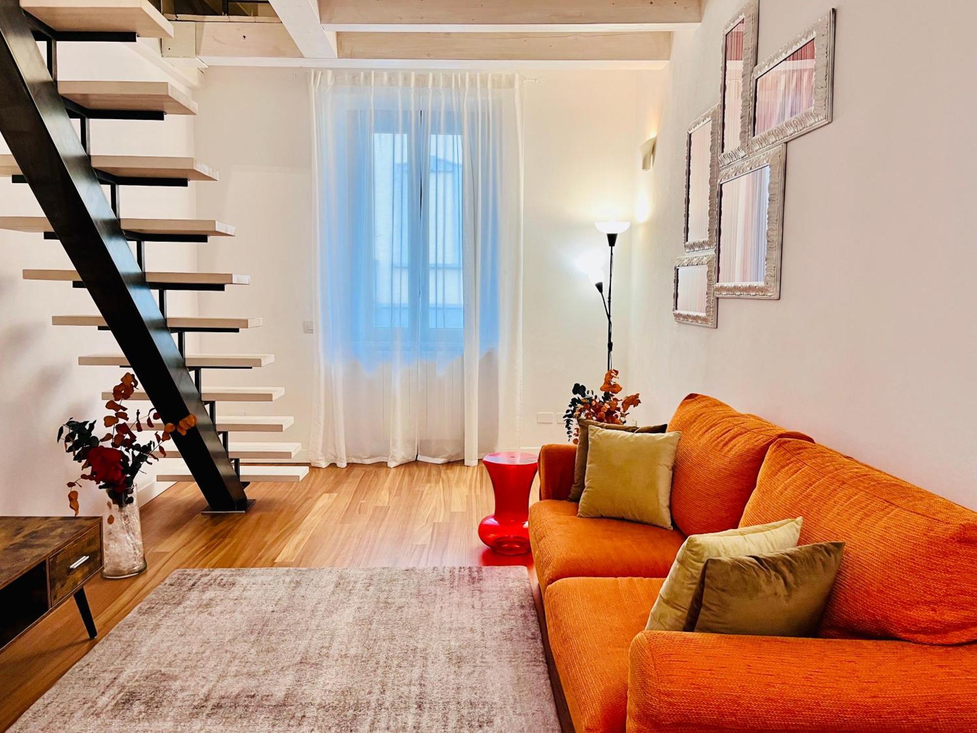Riverside Loft Navigli - Spacious Two-Bedroom Apartment 米兰 外观 照片