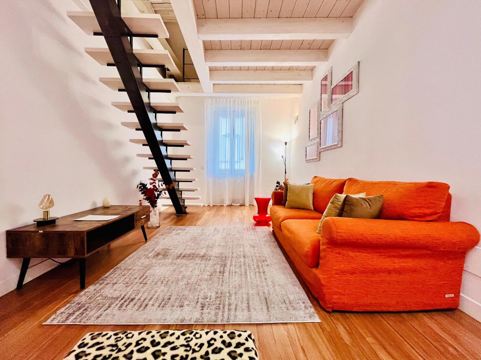 Riverside Loft Navigli - Spacious Two-Bedroom Apartment 米兰 外观 照片