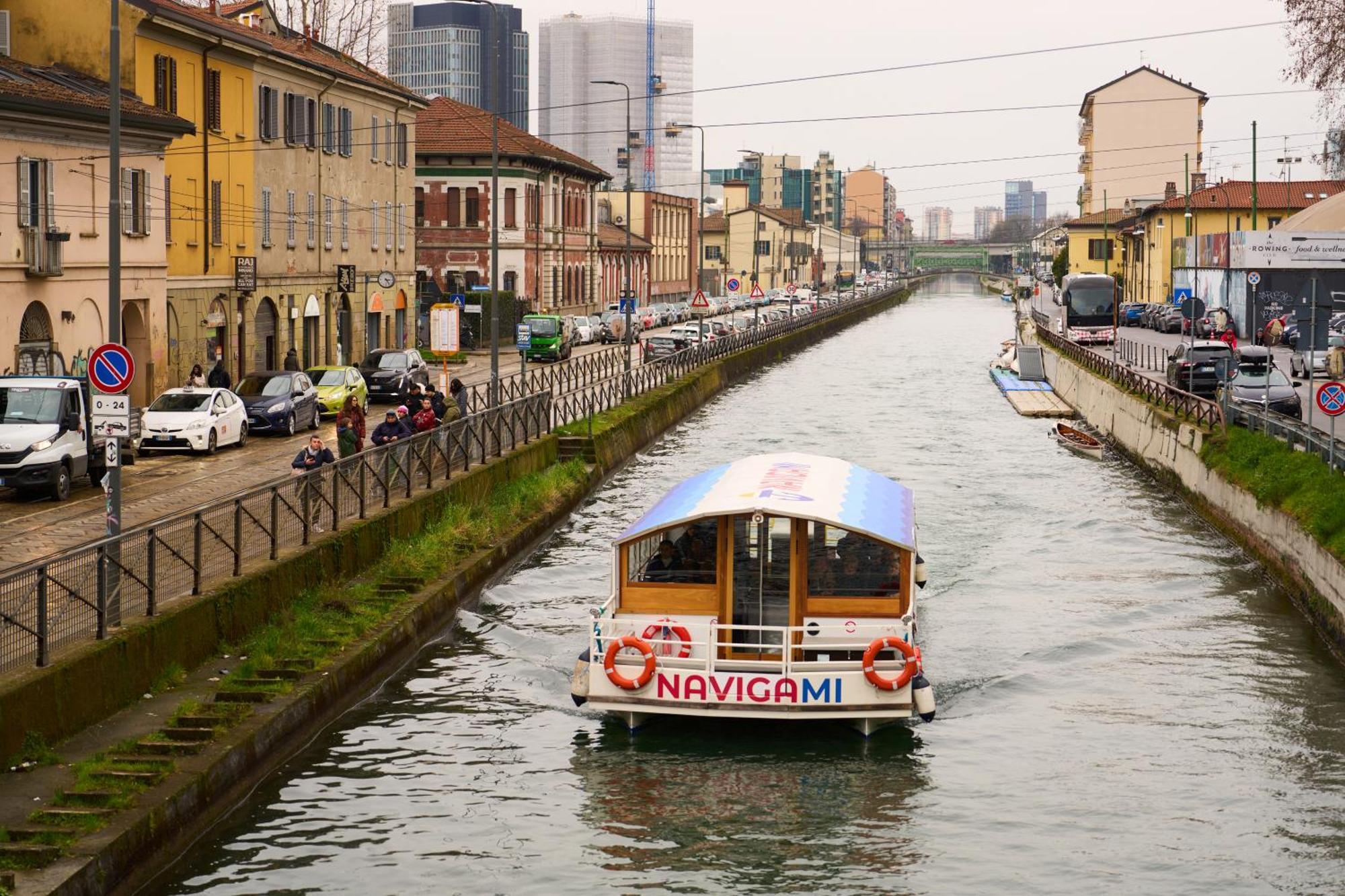 Riverside Loft Navigli - Spacious Two-Bedroom Apartment 米兰 外观 照片