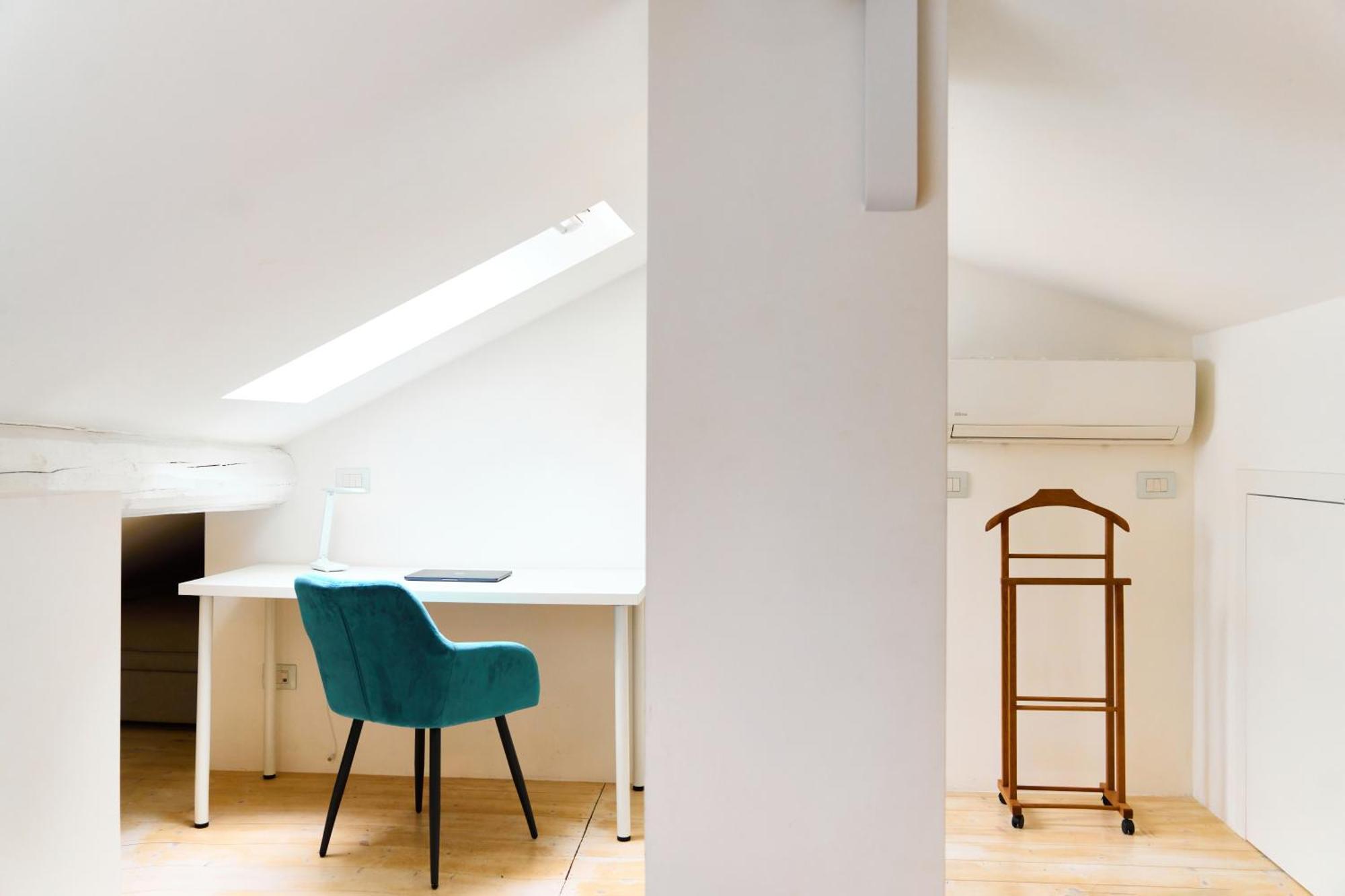 Riverside Loft Navigli - Spacious Two-Bedroom Apartment 米兰 外观 照片
