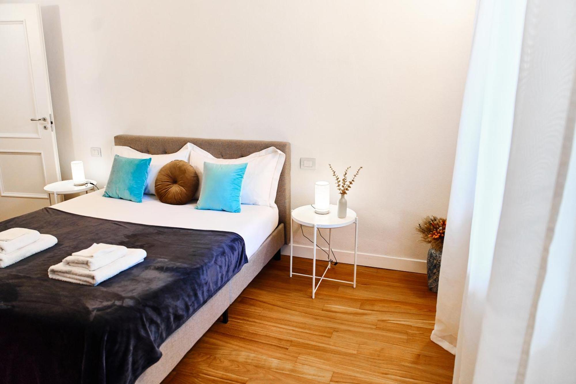 Riverside Loft Navigli - Spacious Two-Bedroom Apartment 米兰 外观 照片